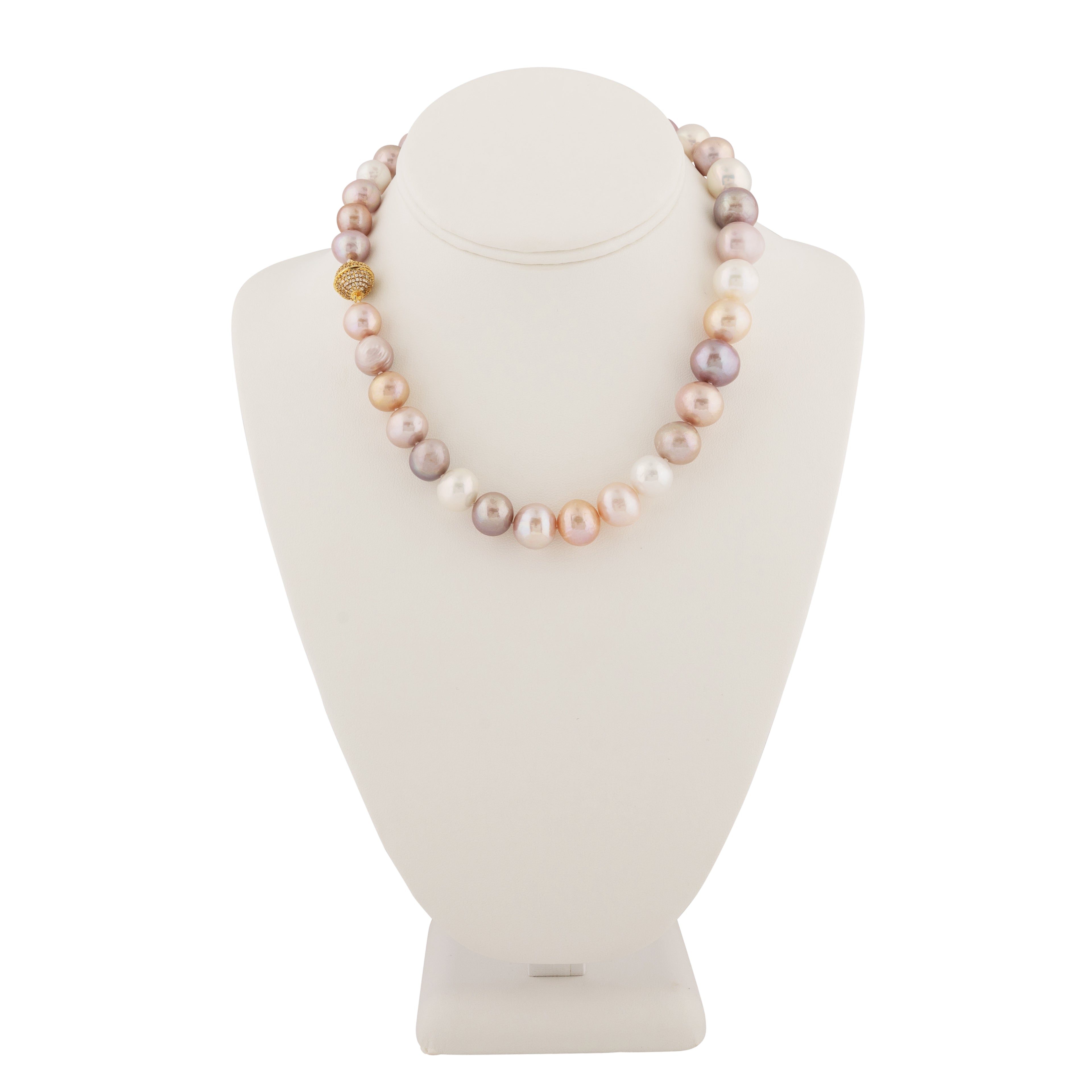 NATURAL AKOYA PEARL NECKLACE